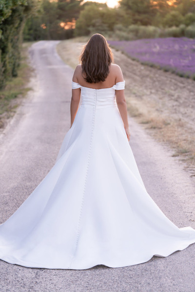 Allure Bridals Bridal Allure Bridals W523