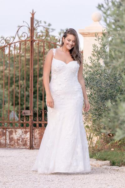 Allure Bridals Bridal Allure Bridals W524