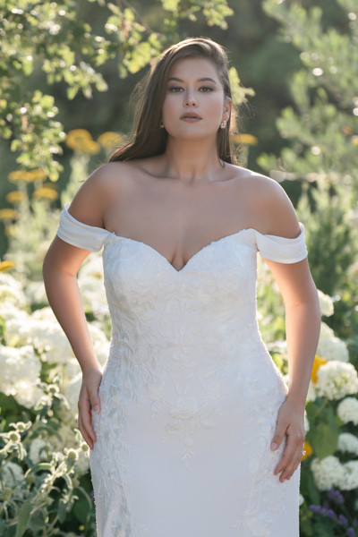 Allure Bridals Bridal Allure Bridals W525