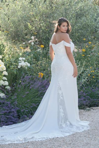 Allure Bridals Bridal Allure Bridals W525
