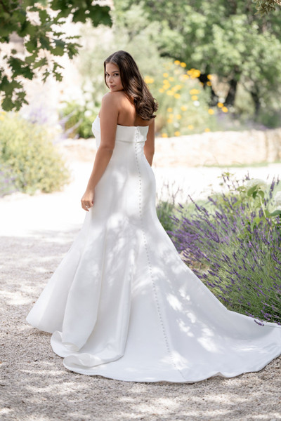 Allure Bridals Bridal Allure Bridals W527