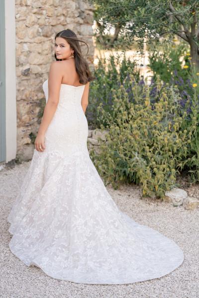 Allure Bridals Bridal Allure Bridals W529
