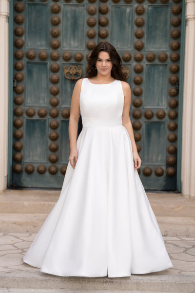 allure bridals Bridal Allure Bridals W540