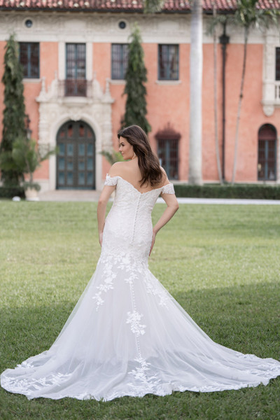 Allure Bridals Bridal Allure Bridals W541