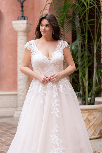 Allure Bridals Bridal Allure Bridals W543