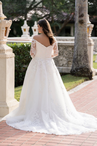 Allure Bridals Bridal Allure Bridals W545