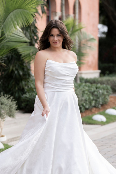 Allure Bridals Bridal Allure Bridals W548