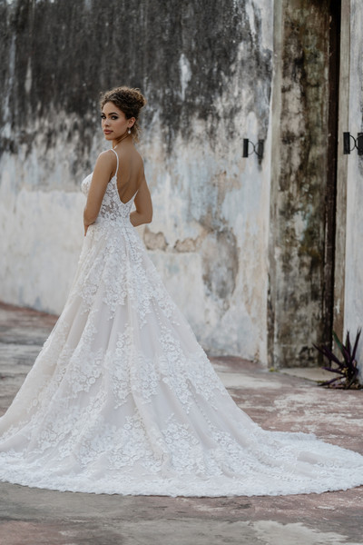 Allure Bridals Bridal Allure Couture C651