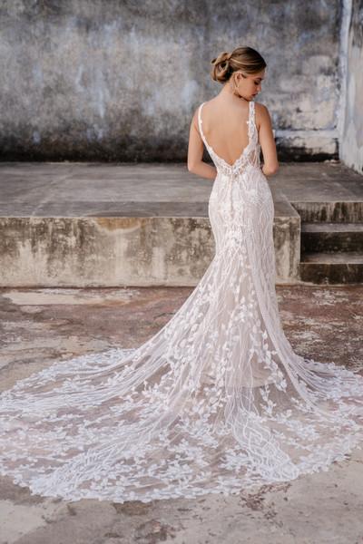 Allure Bridals Bridal Allure Couture C655
