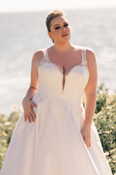 Allure Bridals Bridal Allure Couture C710L