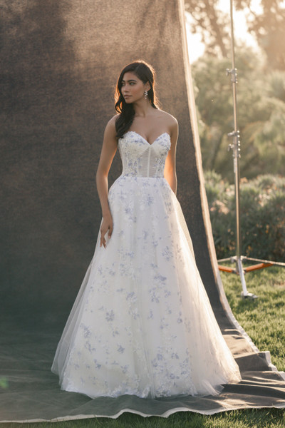 allure bridals Bridal Allure Couture C722