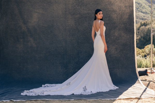 Allure Bridals Bridal Allure Couture C723