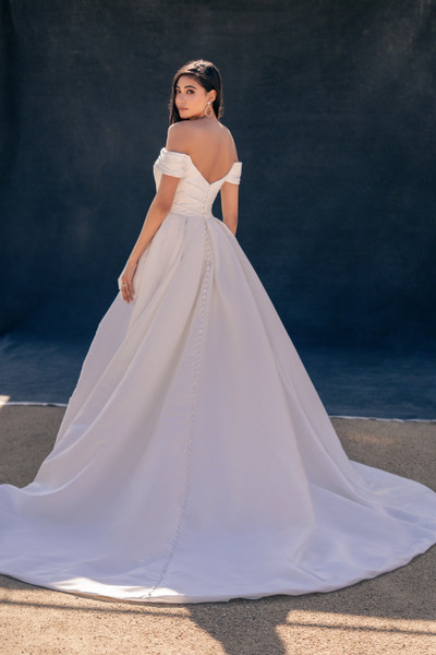 Allure Bridals Bridal Allure Couture C733