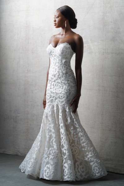 allure bridals Bridal Allure Couture C742