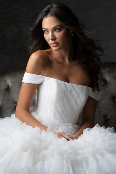 Allure Bridals Bridal Allure Couture C743