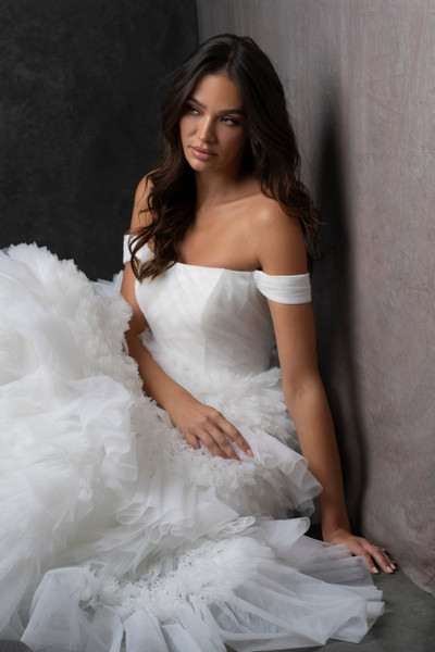 Allure Bridals Bridal Allure Couture C743