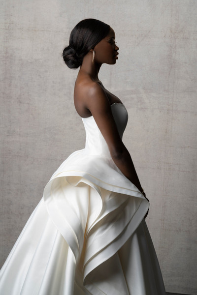 Allure Bridals Bridal Allure Couture C752