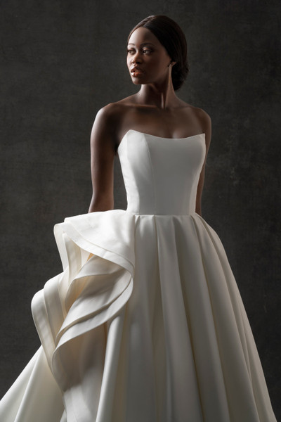 Allure Bridals Bridal Allure Couture C752