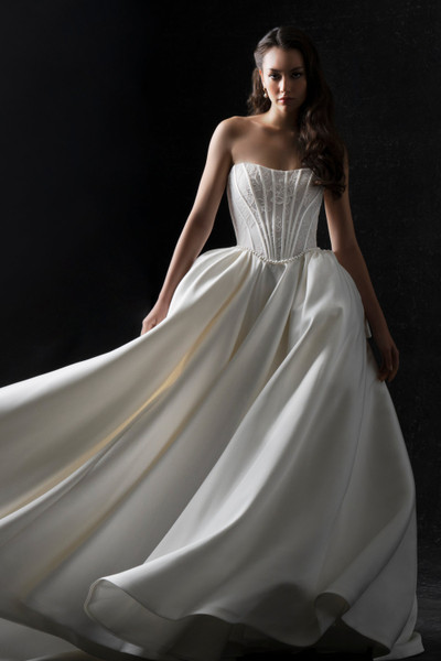 Allure Bridals Bridal Allure Couture C774