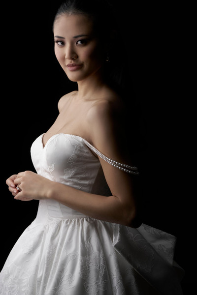 Allure Bridals Bridal Allure Couture C786