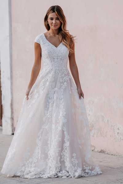Allure Bridals Bridal Allure Modest M697