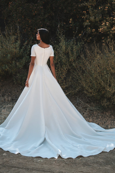 Allure Bridals Bridal Allure Modest M723