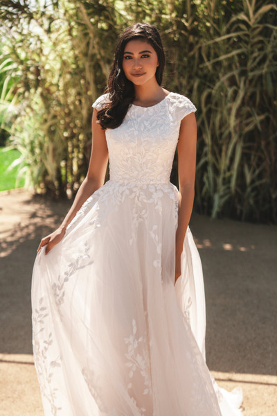 Allure Bridals Bridal Allure Modest M728