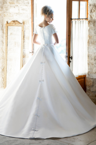 Allure Bridals Bridal Allure Modest M731