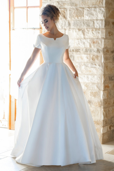 Allure Bridals Bridal Allure Modest M731