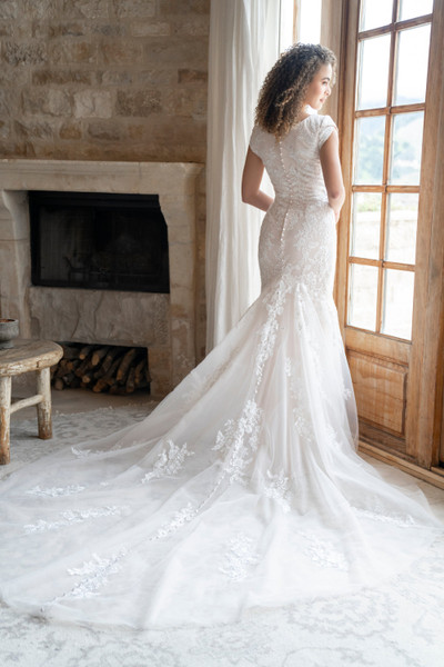 Allure Bridals Bridal Allure Modest M736