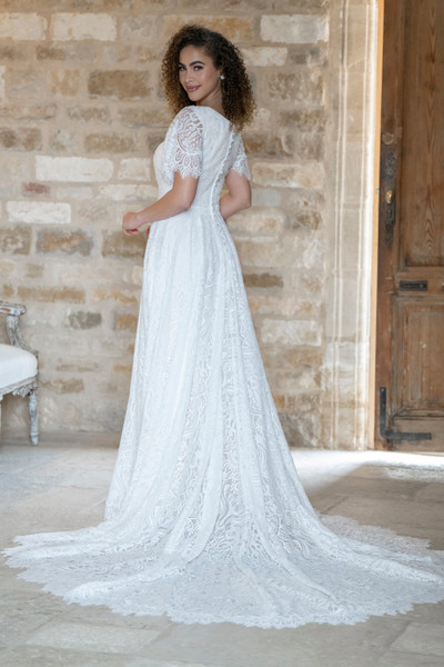 Allure Bridals Bridal Allure Modest M739