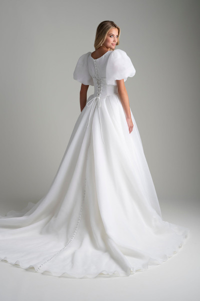 Allure Bridals Bridal Allure Modest M753