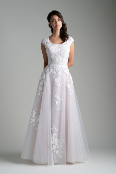 allure bridals Bridal Allure Modest M754