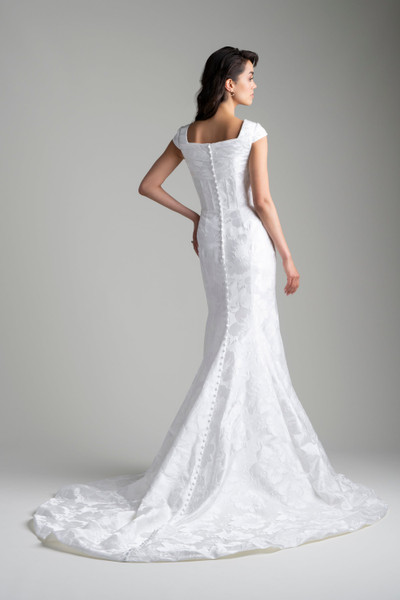 Allure Bridals Bridal Allure Modest M758