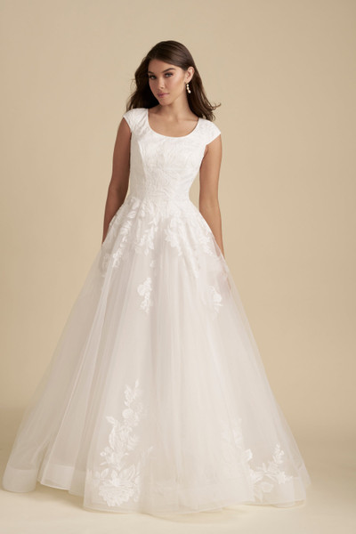 Allure Bridals Bridal Allure Modest M777
