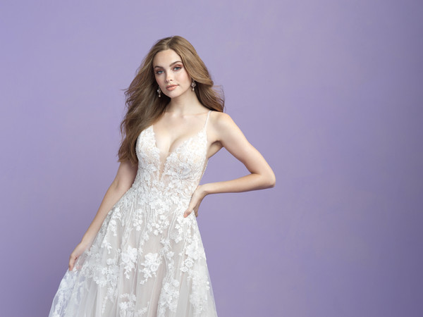 Allure Bridals Bridal Allure Romance 3400