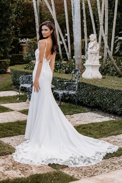 Allure Bridals Bridal Allure Romance 3450