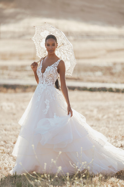 allure bridals Bridal Allure Romance R3605