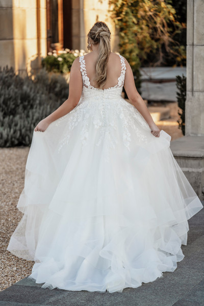 Allure Bridals Bridal Allure Romance R3605W