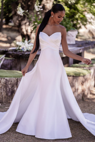 allure bridals Bridal Allure Romance R3608T - Train