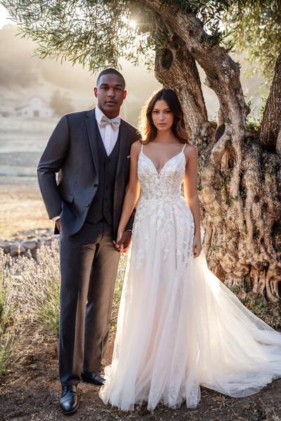 Allure Bridals Bridal Allure Romance R3611