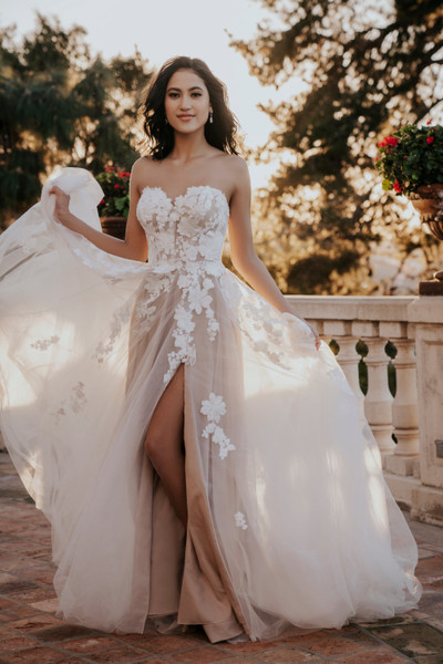 allure bridals Bridal Allure Romance R3650