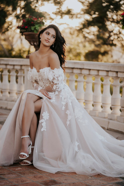 Allure Bridals Bridal Allure Romance R3650SL