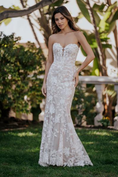 Allure Bridals Bridal Allure Romance R3651