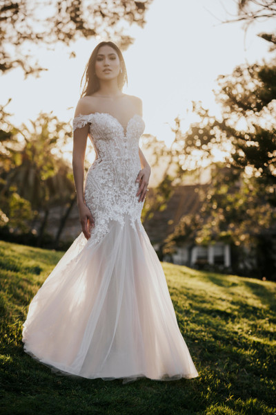 allure bridals Bridal Allure Romance R3656