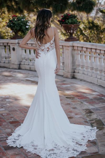 Allure Bridals Bridal Allure Romance R3661
