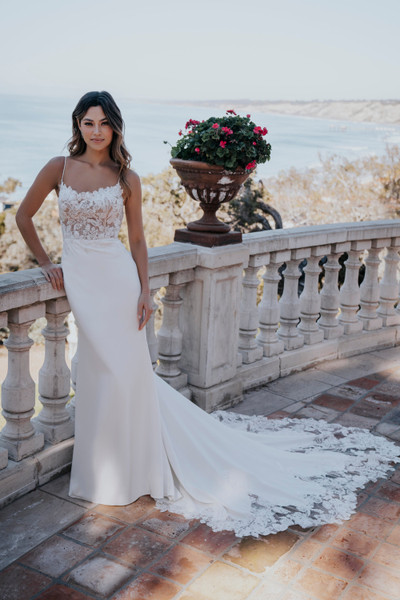 allure bridals Bridal Allure Romance R3661