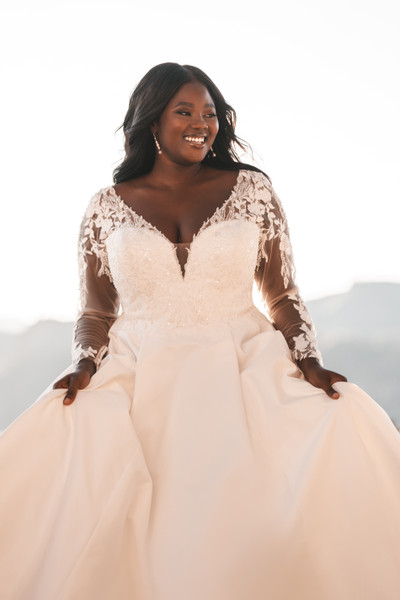 Allure Bridals Bridal Allure Romance R3713W