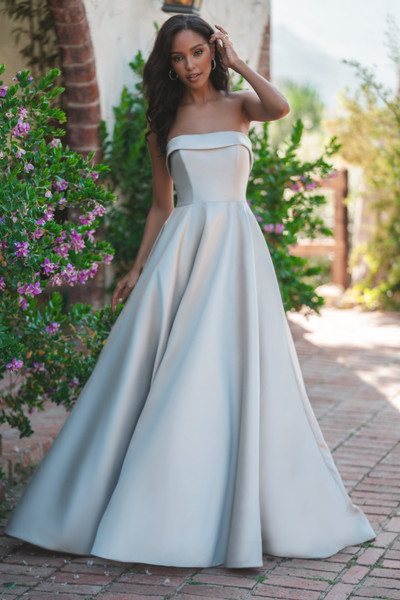 allure bridals Bridal Allure Romance R3715