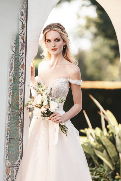 Allure Bridals Bridal Allure Romance R3751